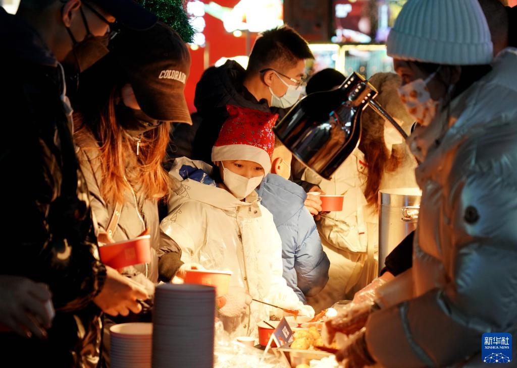 钟华论:让明天的中国更美好——2023年新年献词