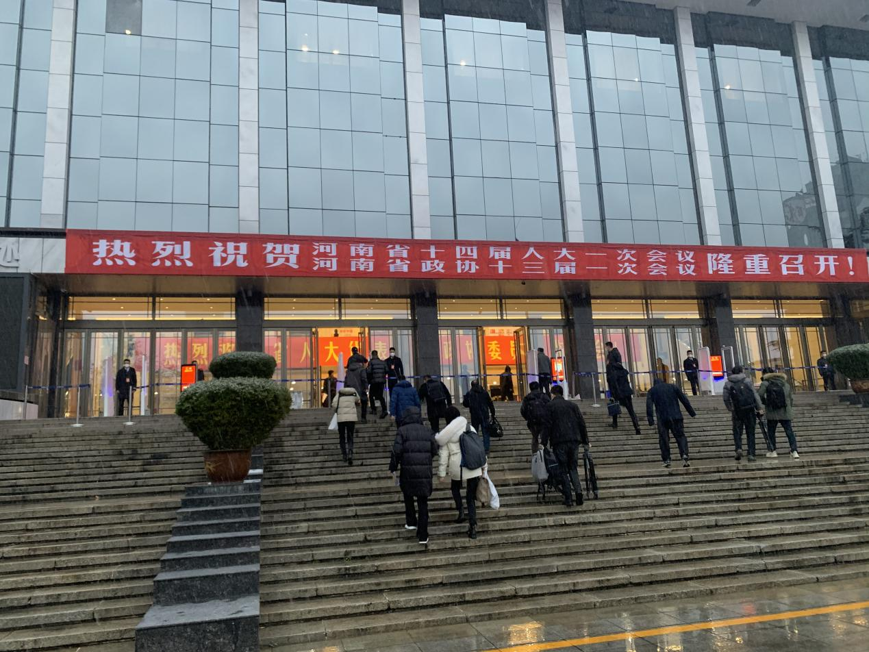 两会记者手记丨踏着风雪 他们的追途是星辰大海