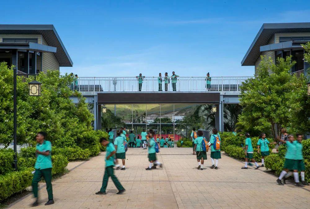 时政微观察丨共享发展 建设美好世界