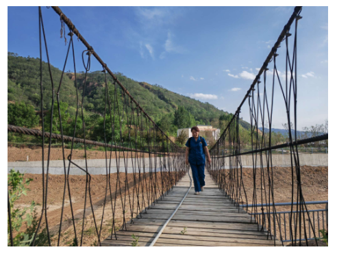 “村医”跑起来!卢氏县“行走的医院”让村民看病不再难|乡村振兴看河南
