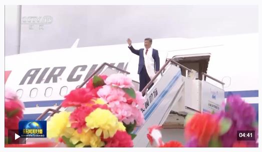 习近平在出席西藏自治区成立60周年庆祝活动后返回北京
