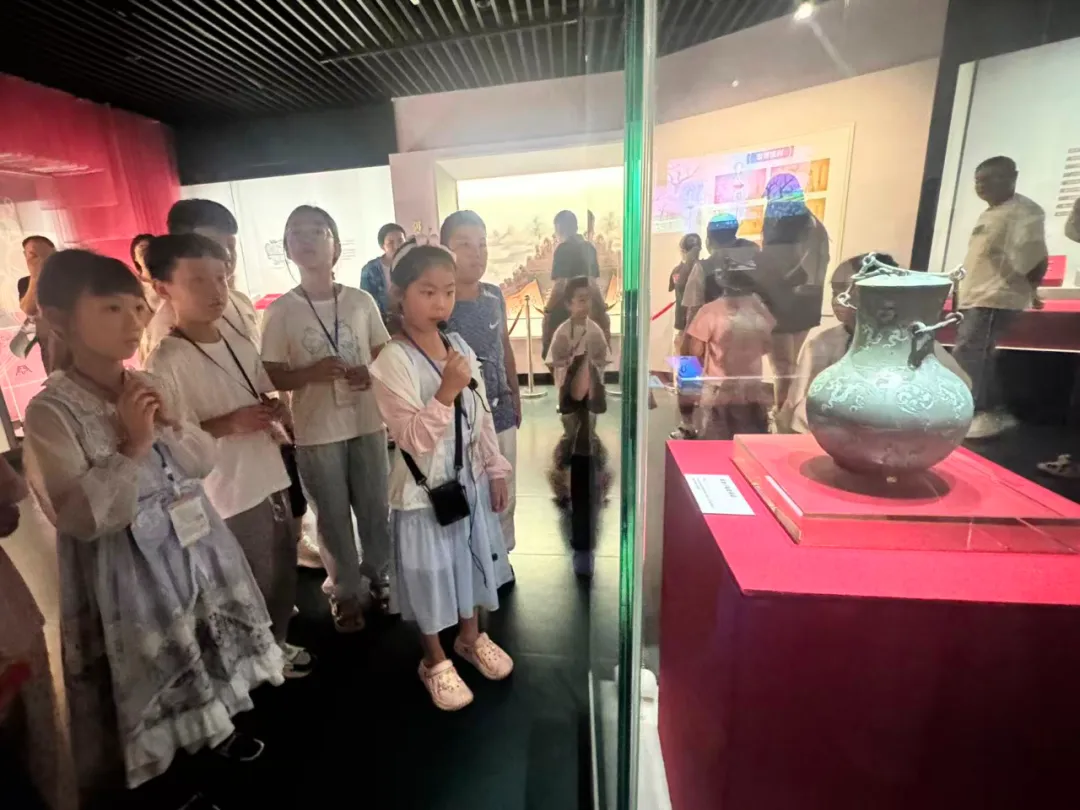 探秘蔡国六百年，触摸天中古文明 ——驻马店市博物馆“天中晚报小记者”观展寻宝系列活动进行时