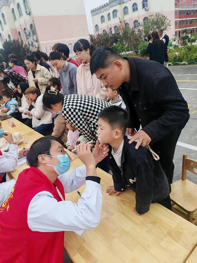 驻马店市中医院走进幼儿园开展 “五小” 专项行动 守护儿童健康