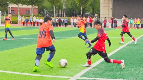 2025助力校园足球 点燃青春梦想——驻马店实验小学 “校长杯” 足球赛激情开场