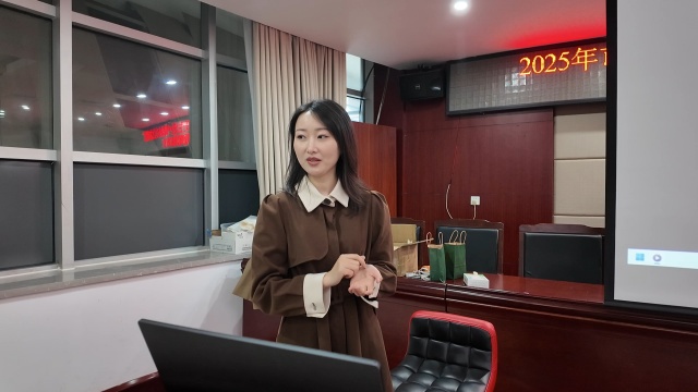 驻马店市总工会举办周末公益课桂花葡萄香皂制作活动