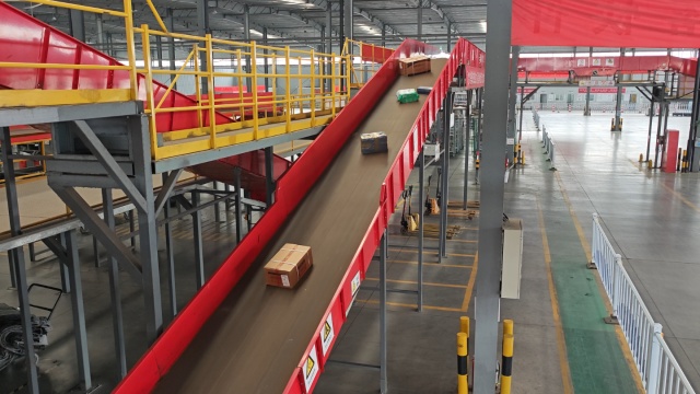 驻马店邮政快递体系升级迅速 畅通物流赋能经济高质量发展