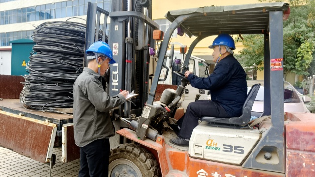 国网平舆县供电公司：退役物资“再上岗” 降本增效见实效