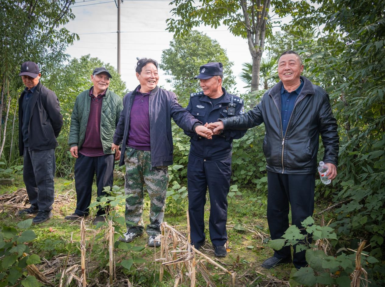 开发区公安分局:土地纠纷引矛盾 多元调解促和谐