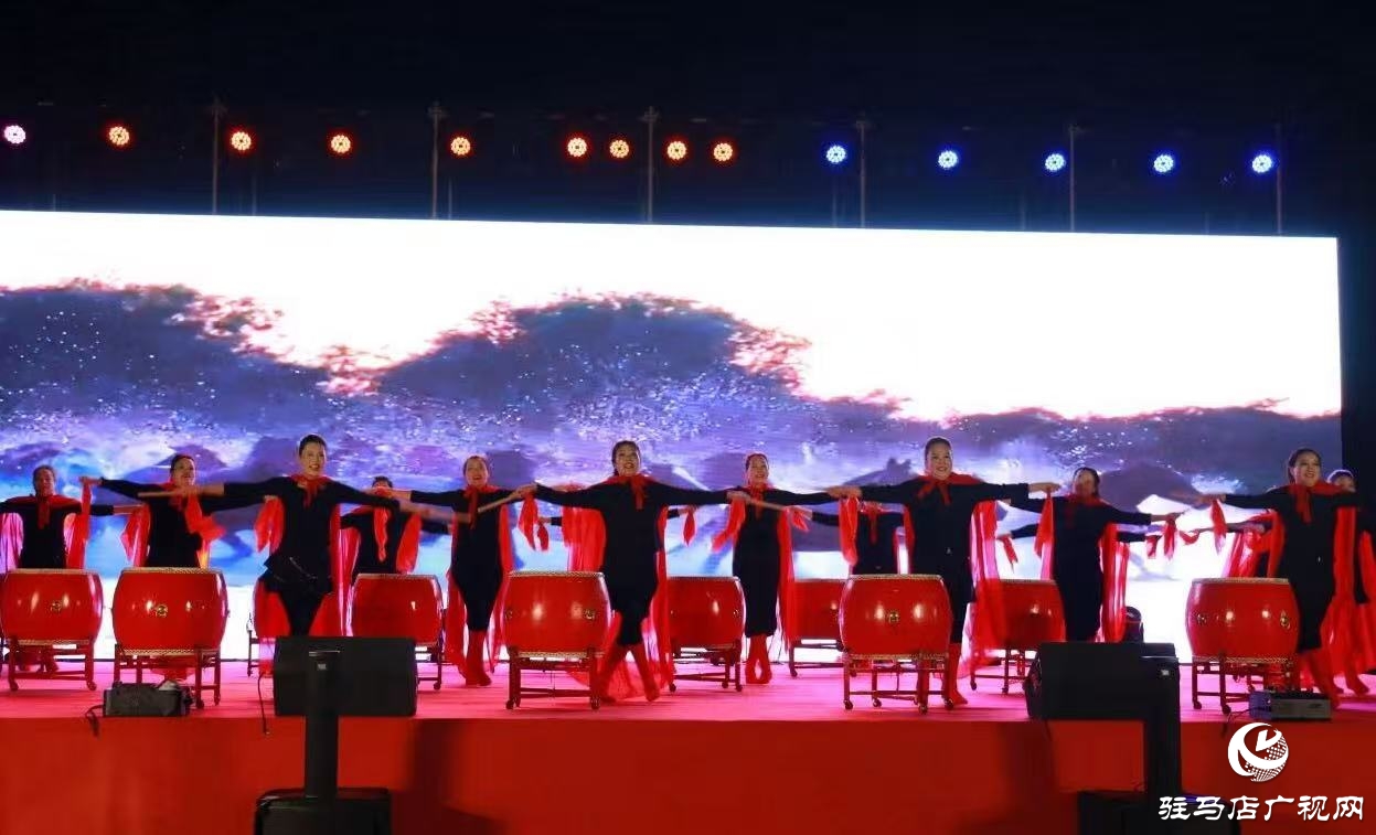 正阳县:多彩活动丰富校园文化生活