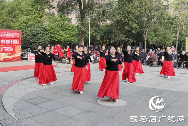 爱心艺术团重阳节慰问演出 情暖养老院弘扬敬老风尚