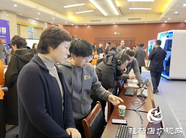 河南省第三届高等学校外语院系书记 院长（主任）论坛在黄淮学院举行