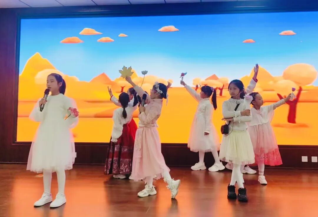 驻马店市第六小学开展红帆映经典 课本“剧”精彩--课本剧展演