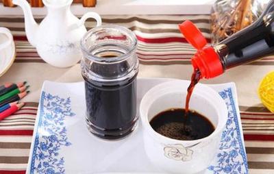 喝醋能软化血管？这些健康误区一定要告诉家人