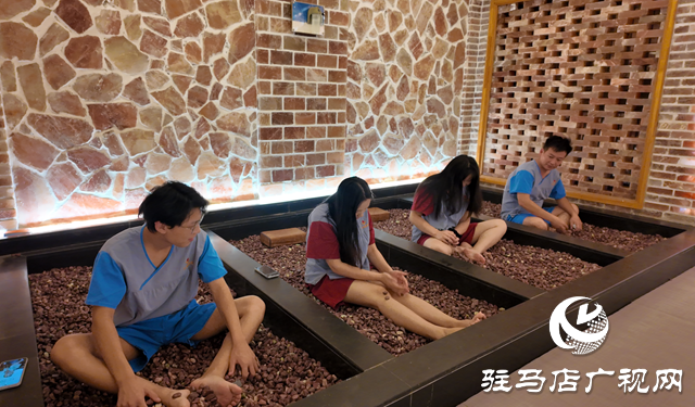 ​​驻马店：“暖经济”随气温走低升温 汗蒸洗浴成冬日休闲热门​​