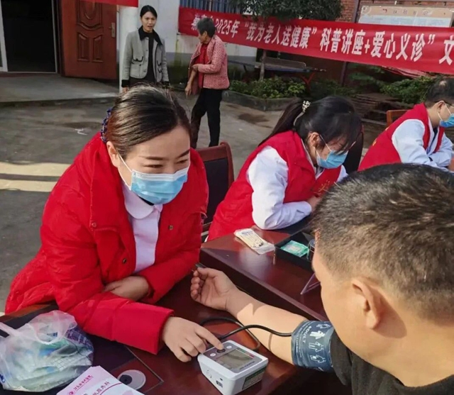 暖心义诊践初心 健康科普惠民生——驻马店市中医院开展系列惠民行动守护群众健康