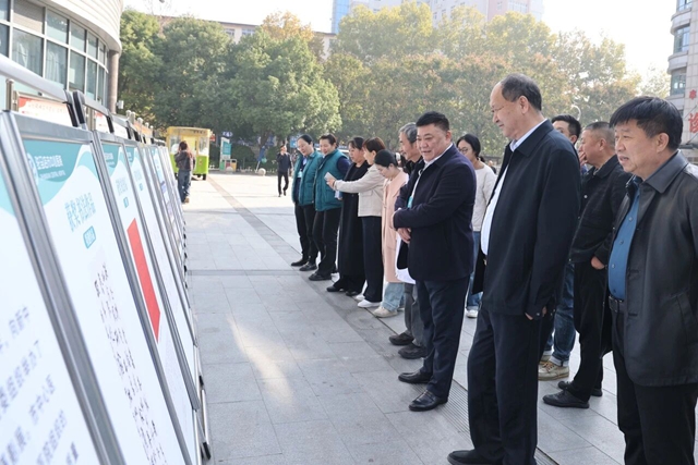 月圆国泰·医心向党 | 驻马店市中心医院举办主题书画摄影展