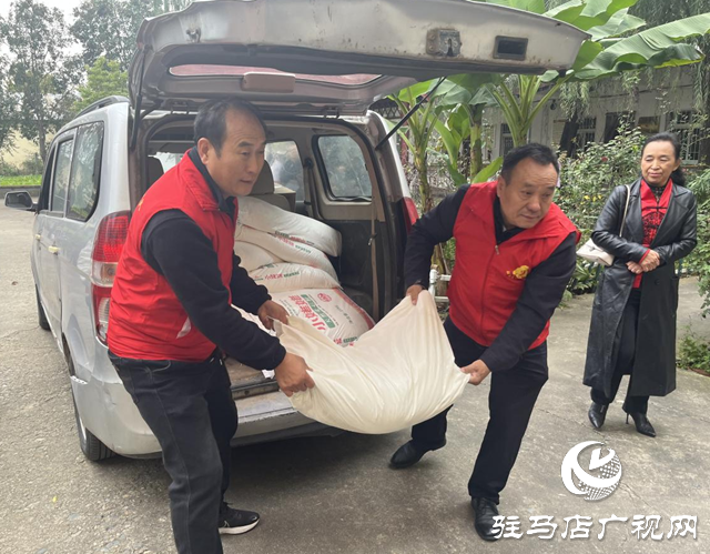 ​​驿城区：多部门开展敬老活动 重阳节爱暖“夕阳”