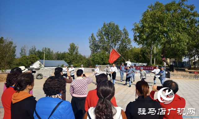 泌阳县文艺宣讲走进昌庄村 助力“芳香小镇”文旅融合发展