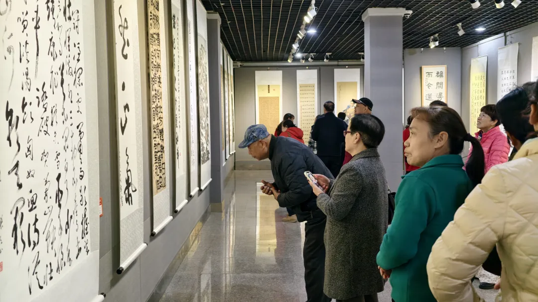【展讯】翰墨金秋·情暖重阳 | 2025年驻马店市老年书画展