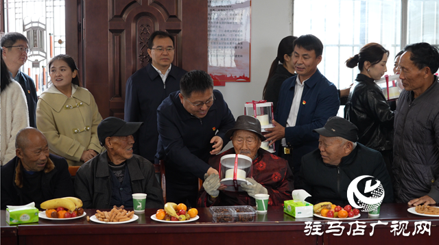 省直机关后勤保障中心赴泌阳县高邑镇小屯村开展重阳节活动