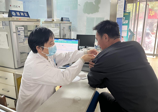 流感疫苗接种进入“黄金窗口期” 专业人士：早接种 早预防