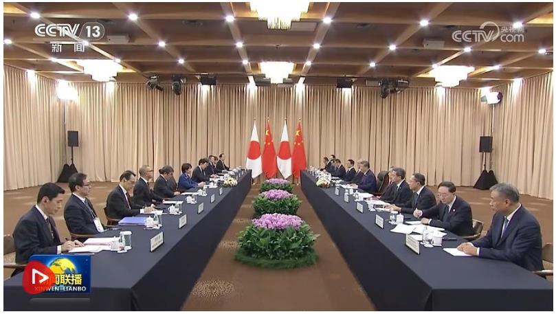 习近平会见日本首相高市早苗