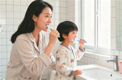 用含氟牙膏刷牙省去这一步更护齿