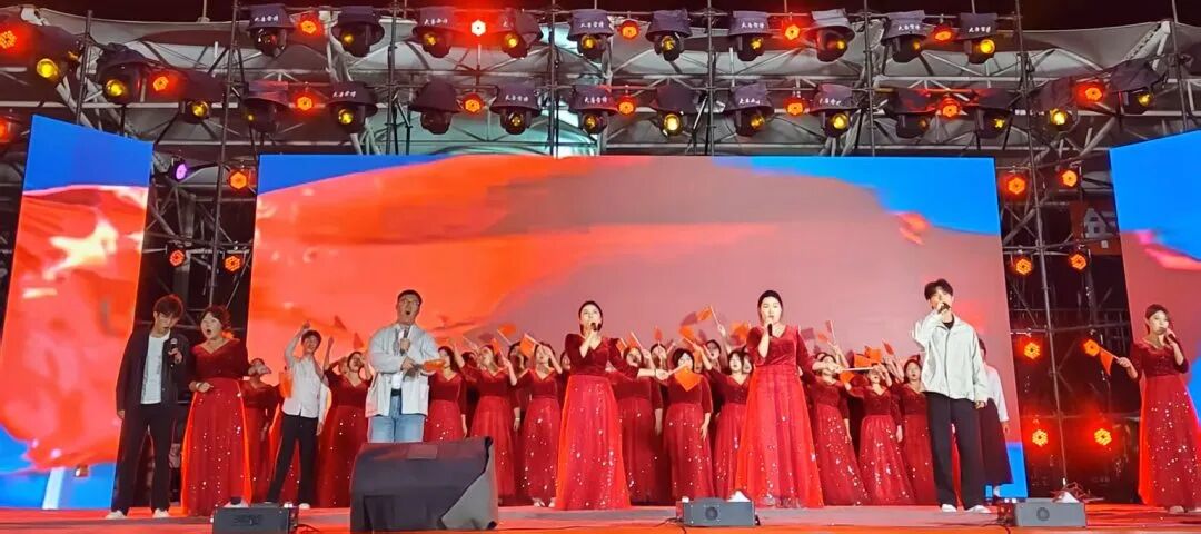  青春启航赴山海，逐梦新程绽芳华｜驻马店幼儿师范高等专科学校2025级迎新晚会圆满落幕，这场青春盛宴太燃了！