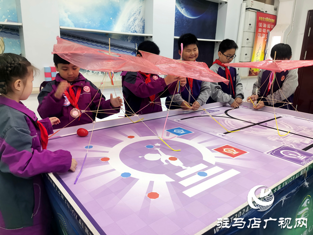 驻马店市第二十五小学学子在省青少年科技运动会上获佳绩