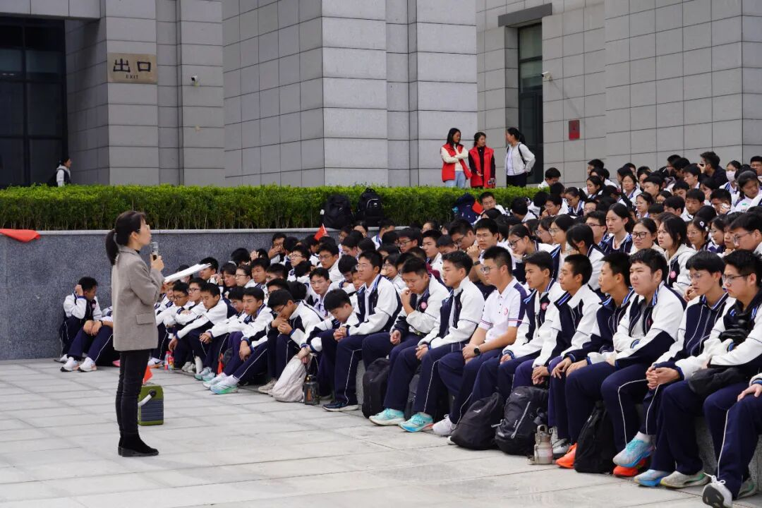  驻马店市第二高级中学这场“行走的思政课”获赞无数