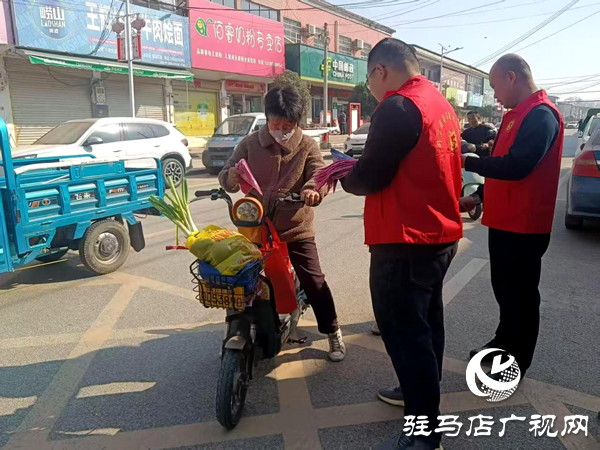 平舆县李屯镇：法律咨询搭建“连心桥” 普法宣传“接地气”