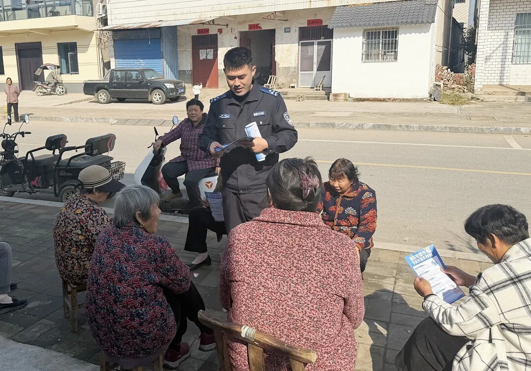 确山公安：禁毒宣传进乡村 筑牢农村“防毒墙”