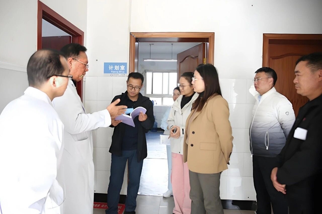  省生态环境厅专家组莅临驻马店市第一人民医院指导辐射安全工作