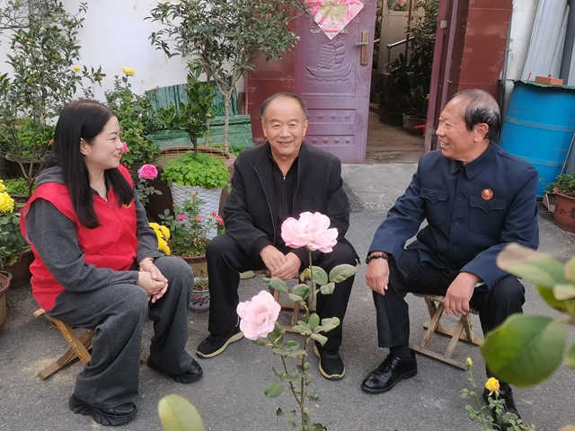  ​​​​​驿城区西园街道文明路社区：巾帼暖心护夕阳 筑牢社区养老服务网