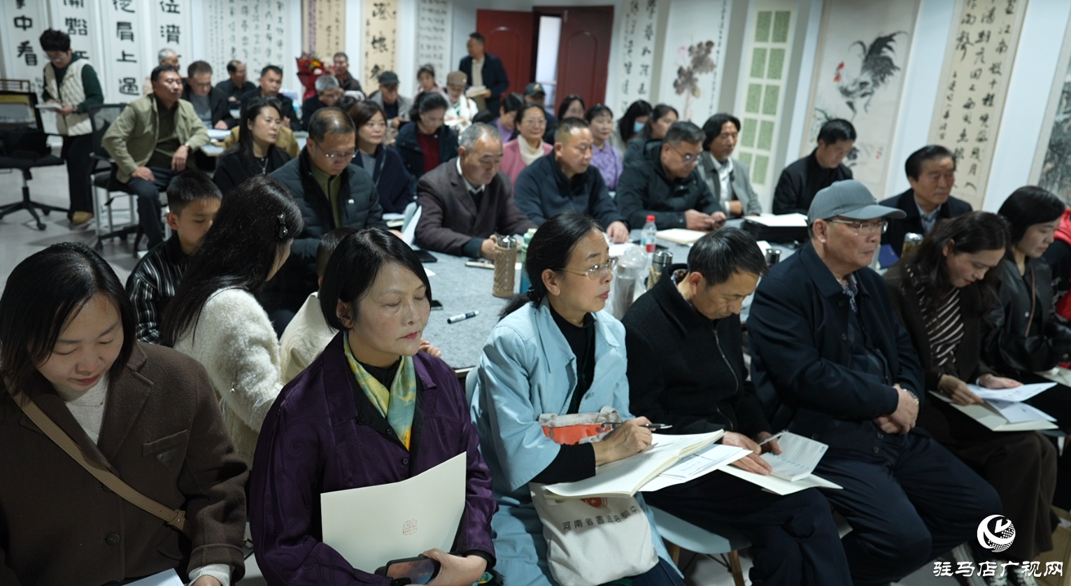驻马店市书画研究院郑板桥画派书画公益大课堂正式开班