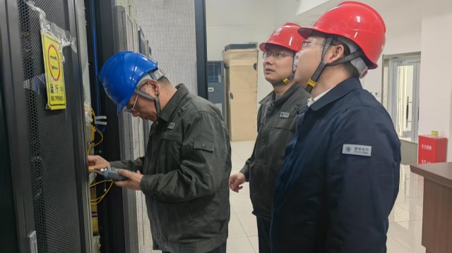 国网正阳县供电公司:全力做好迎峰度冬电力通信保障