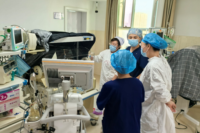 驻马店市中心医院援疆医生 守护边疆新生儿