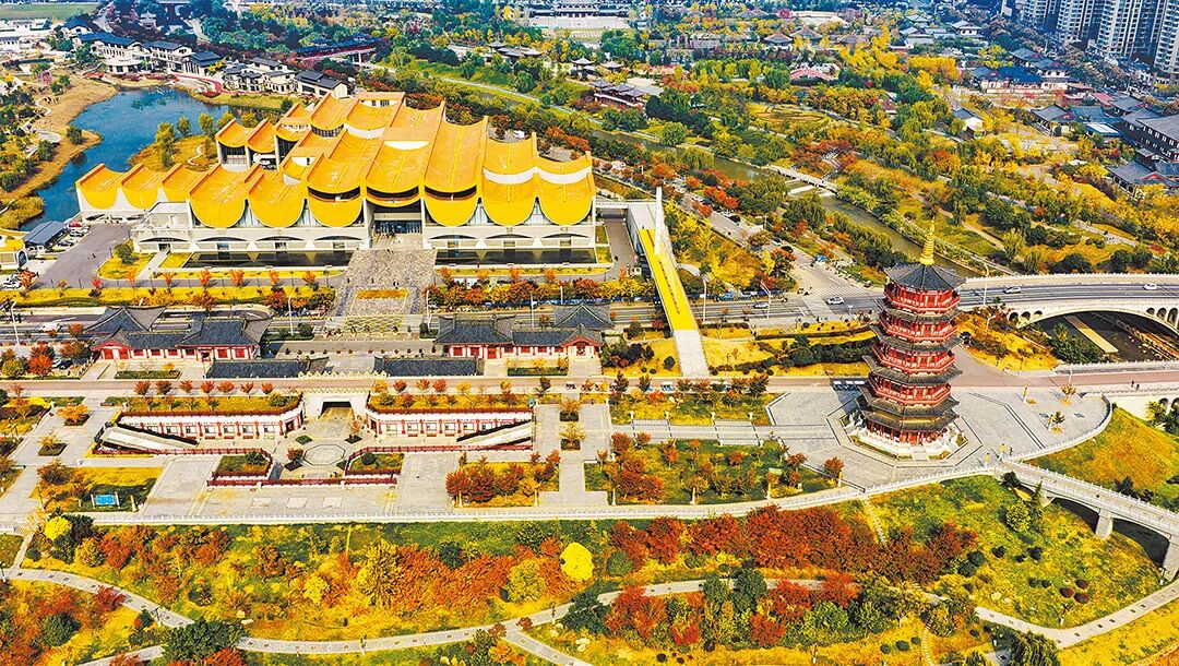 请打开“运河秋韵”画卷!