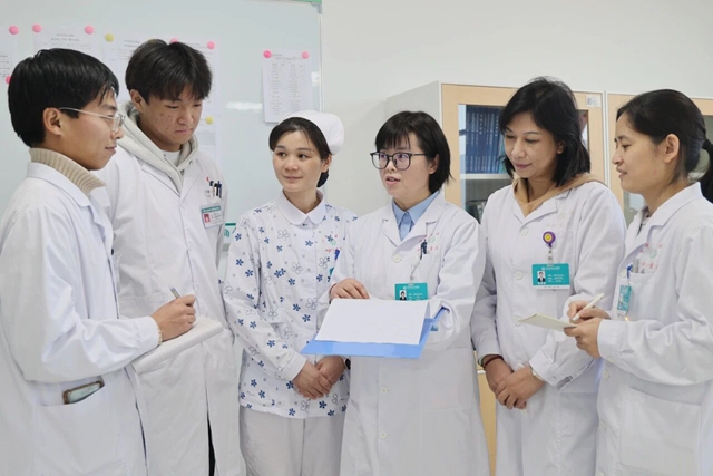 执灯暖童心:驻马店市中心医院妇女儿童医院发育行为儿科主任张姝妤的守护故事