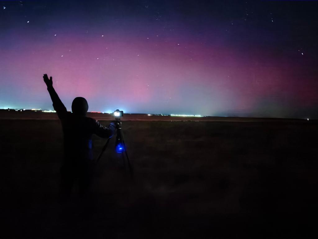 一大波美图来了,他们在我国北方多地拍到了极光!