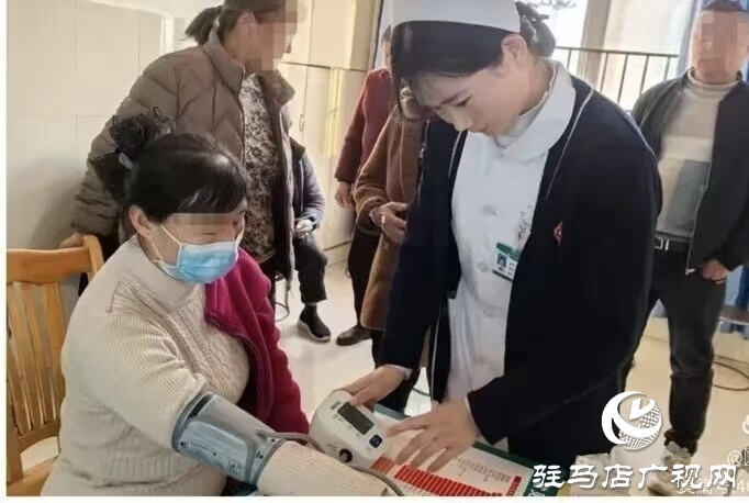 正阳县人民医院开展2025联合国糖尿病日义诊宣传活动