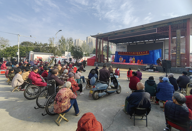 戏曲进社区 惠民暖人心