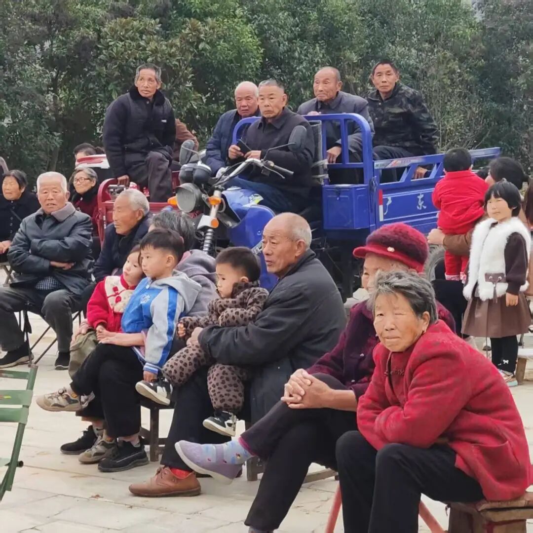 戏暖乡村 味润民心 | 泌阳闵庄绘就文旅惠民与健康帮扶新图景