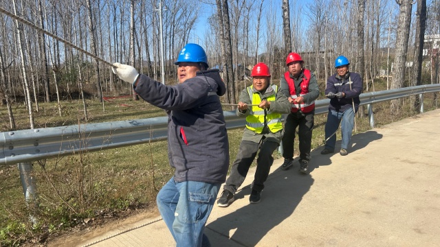 国网泌阳县供电公司:加快电网建设 备战迎峰度冬