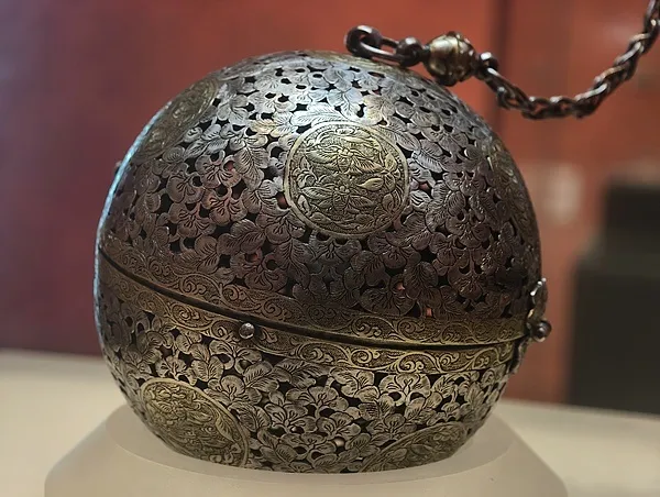 文博日历丨大唐冬日“暖手宝”,暗藏千年黑科技