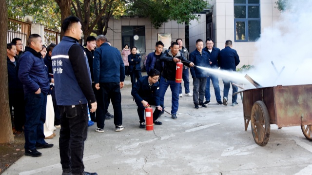 国网平舆县供电公司：开展消防培训 筑牢安全防线