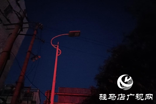 路面坑洼 路灯不亮！骏马路出行安全隐患盼消除