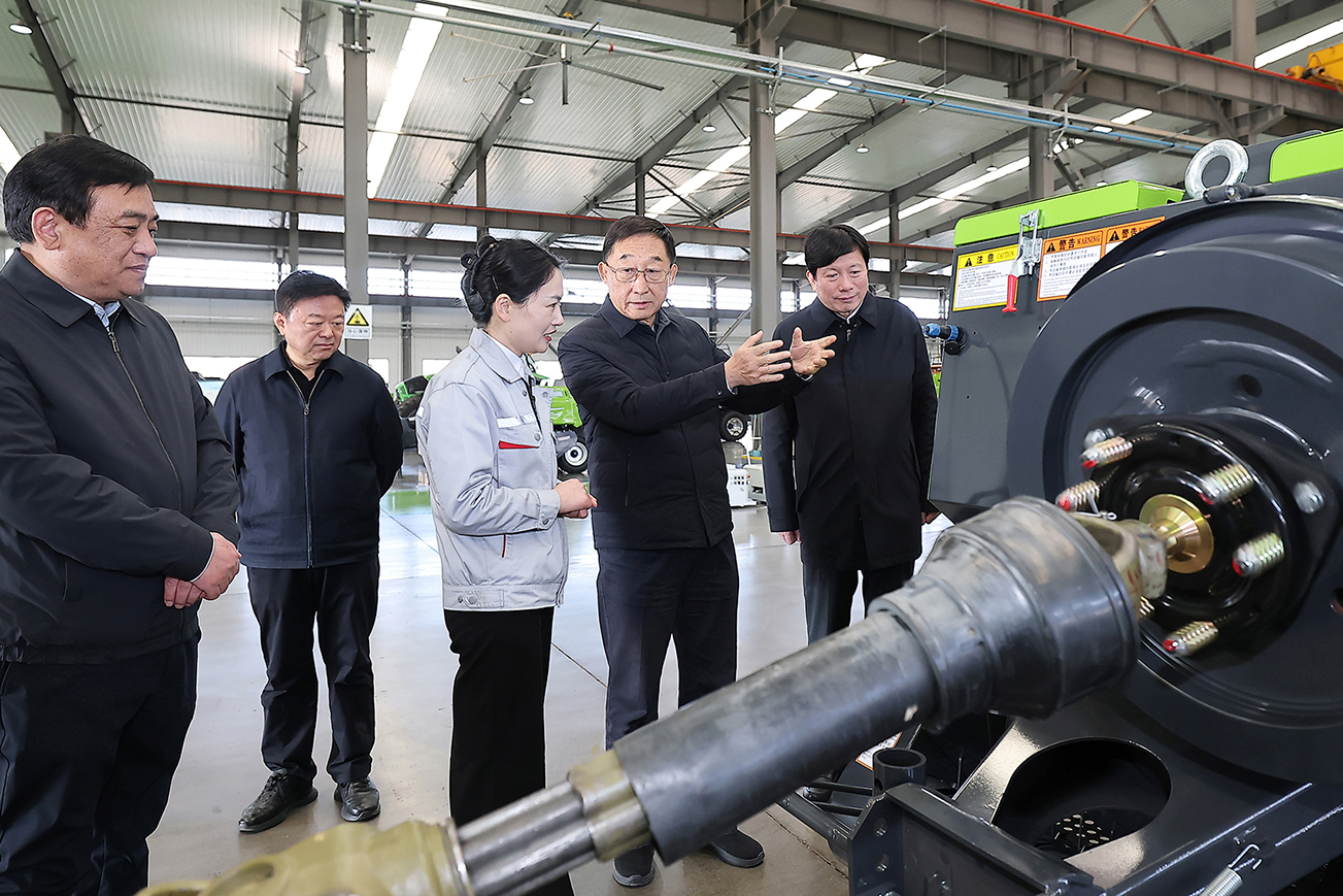 刘宁到新乡市获嘉县红旗区调研时强调：落实落细党的二十届四中全会精神 发挥优势把农业建成现代化大产业