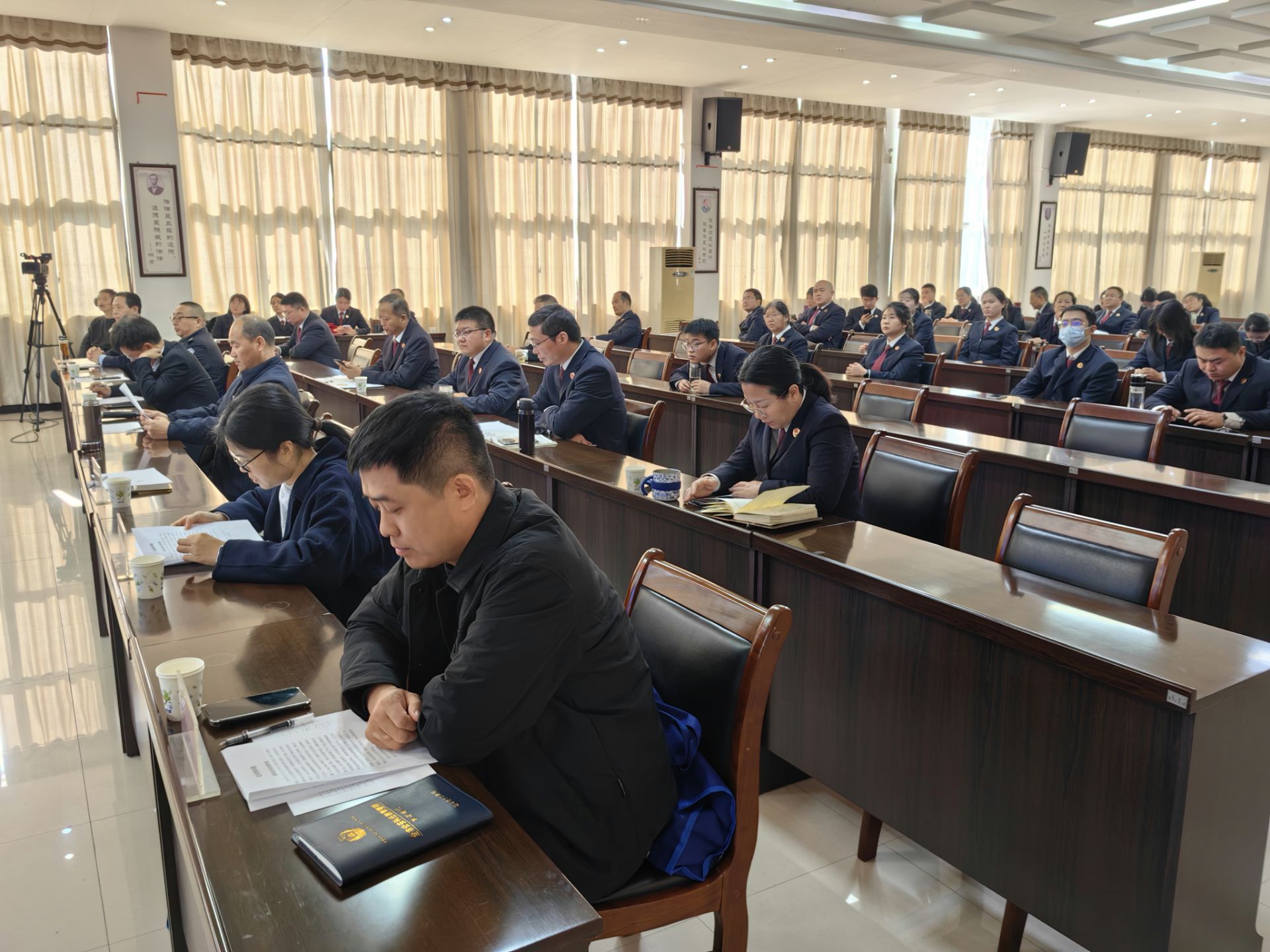 思辩砺精兵 论道强公信 ——驿城区检察院举办公诉人论辩赛