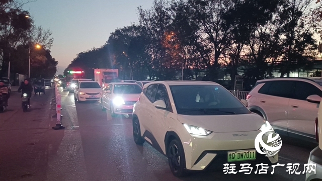 车道不足致路口拥堵 天中山大道此路段盼改造